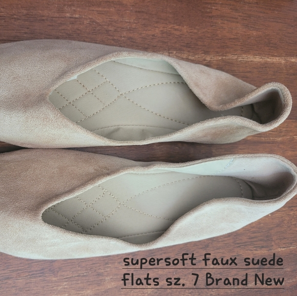 Flats. Size 7.  Pointed Toe. Buff. Faux Suede. Brand New/Never Worn. - Picture 3 of 3